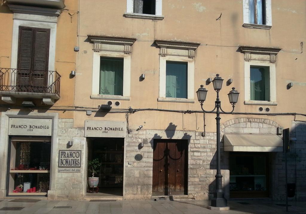 Bonadies Suite Barletta Zimmer foto